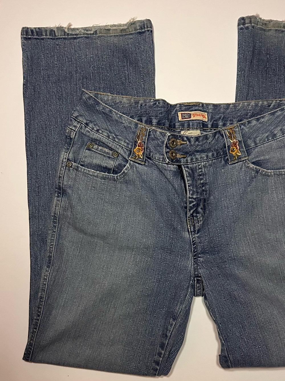 Y2K Faded Glory Women’s Boot Cut Jeans in Faded Blue with Embroidered Belt Loops